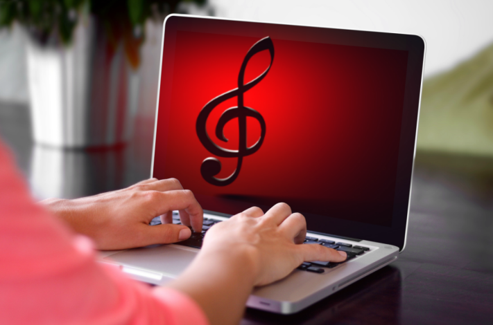 Moteur de recherche musical YMusic, image - design incluant une clé musicale