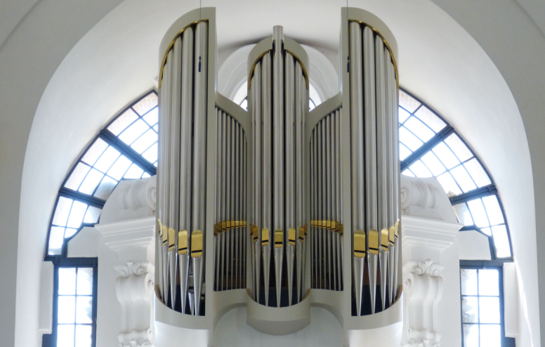 image representing an organ, in a web page related to music research, music technology and the YMusic search engine
